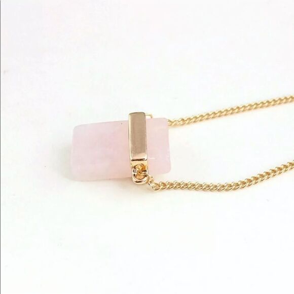 The Rose Quartz Gold Plated Long Chain With Rose Quartz pendant - Picture 1 of 9